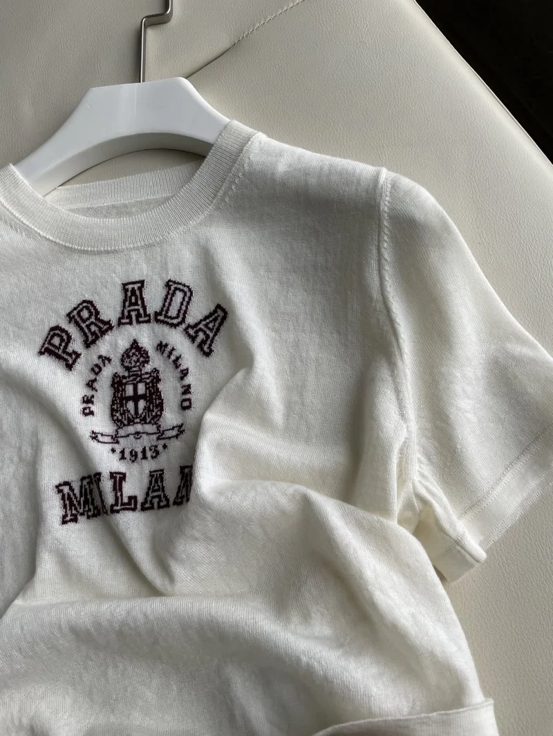 Breathable Prada T-Shirts 166063