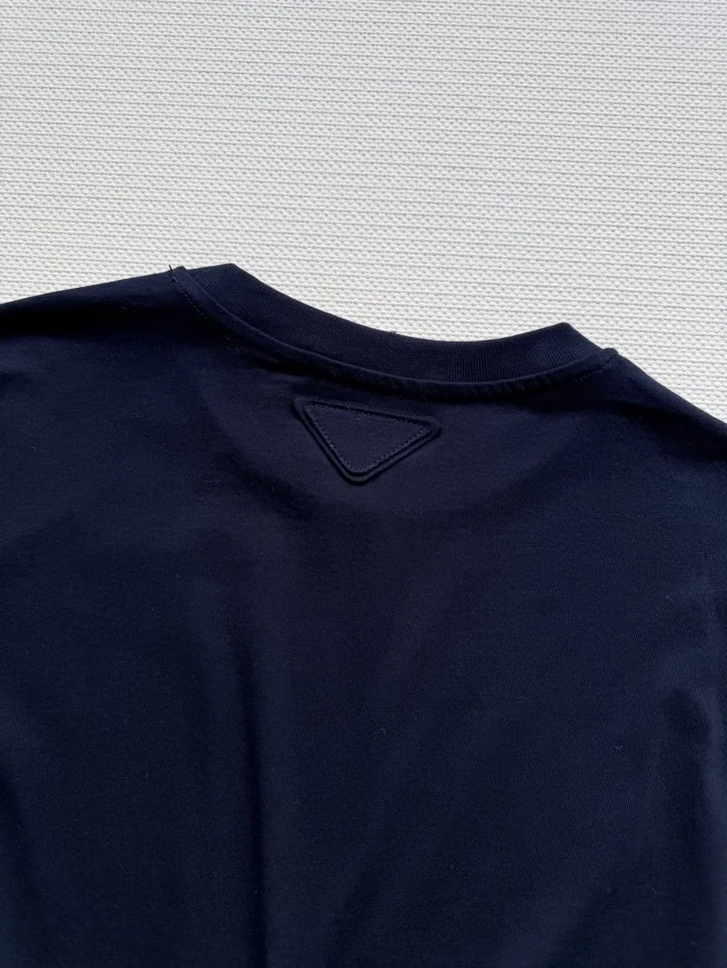 Prada T-Shirts Popular 166101