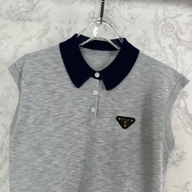 Prada T-Shirts Stylish 166058