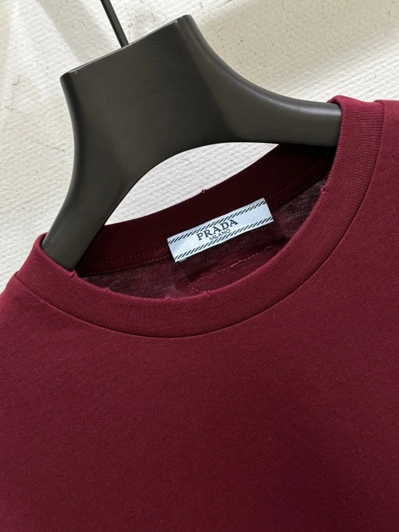 Prada T-Shirts Breathable 166054