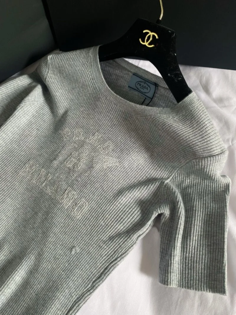 Compact Prada T-Shirts 166484