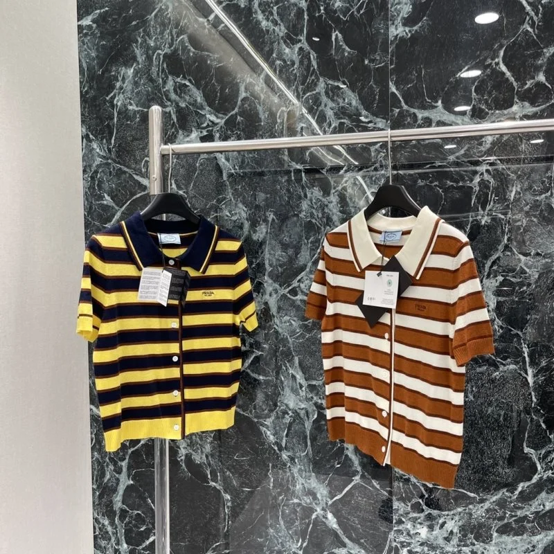 Prada T-Shirts Breathable 166476