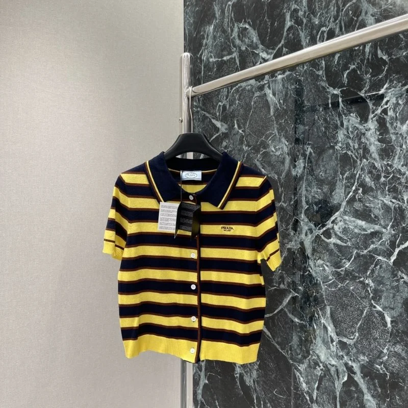 Prada T-Shirts Breathable 166476