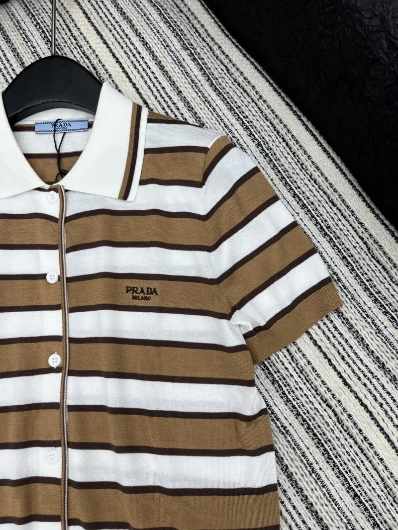 Prada T-Shirts Modern 166466