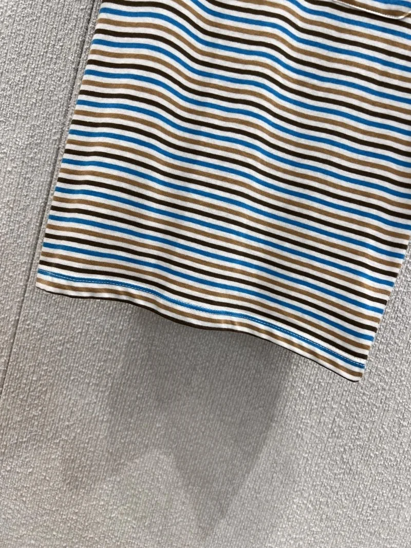 Prada T-Shirts Breathable 166497