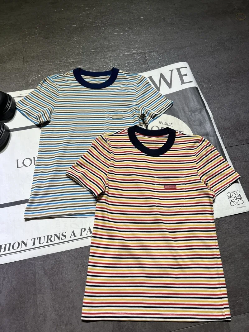 Prada T-Shirts Unisex 166458