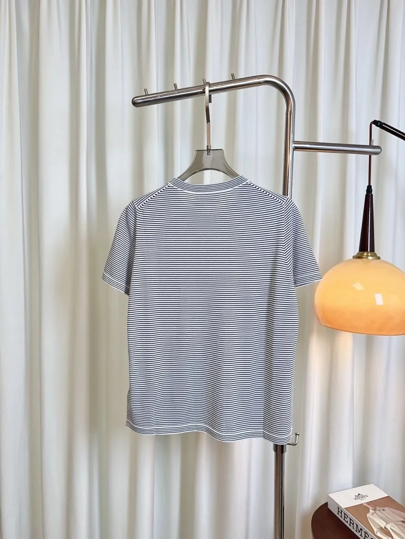 ModernLook Prada T-Shirts 166495