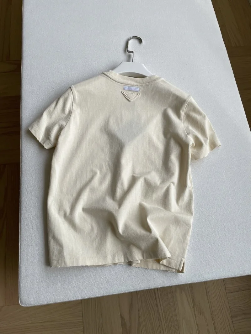 Premium Prada T-Shirts 166453