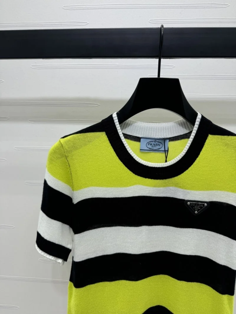 Packable Prada T-Shirts 166440