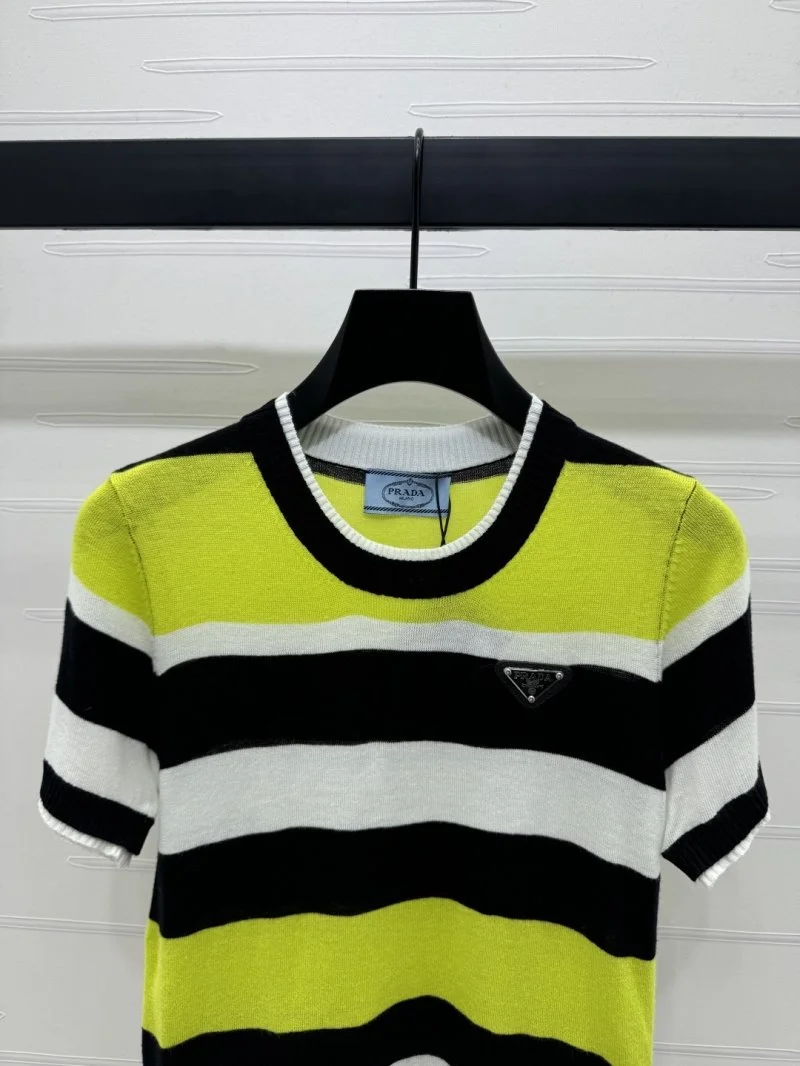 Packable Prada T-Shirts 166440