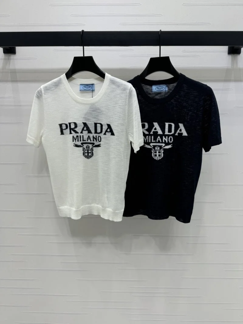 Trendsetting Prada T-Shirts 166441
