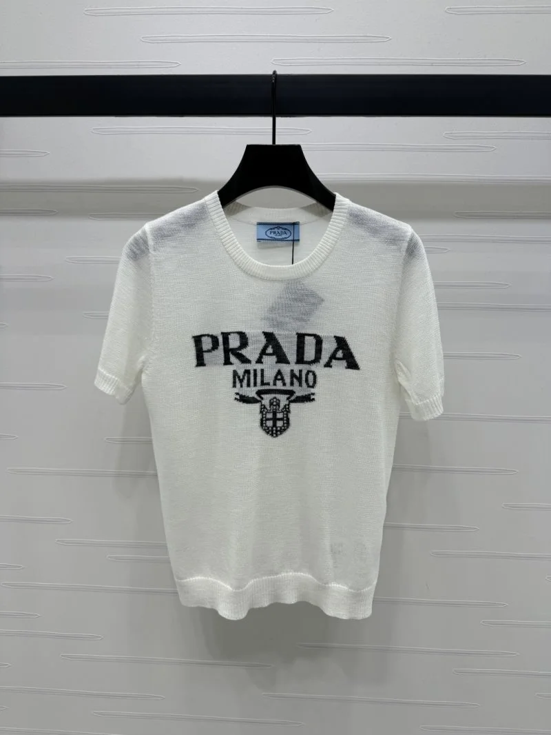 Trendsetting Prada T-Shirts 166441