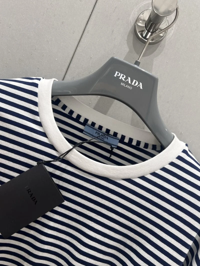 Prada T-Shirts Reliable 165767