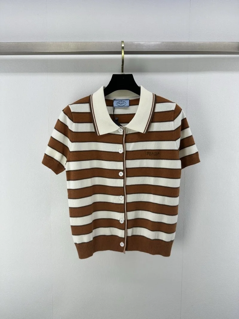 Prada T-Shirts Elegant 165765