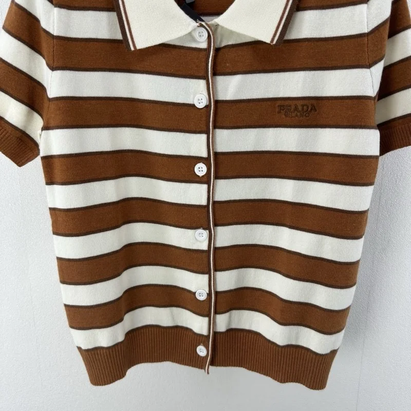Prada T-Shirts Elegant 165765