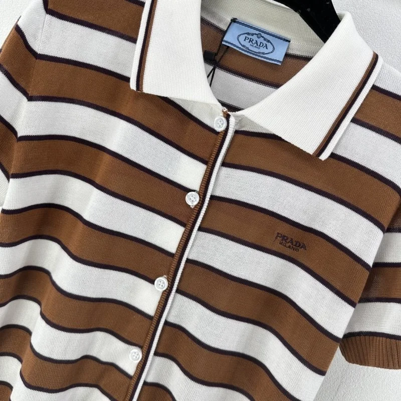 Unisex Prada T-Shirts 165759