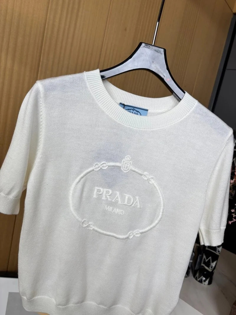 Prada T-Shirts EasyCare 165755