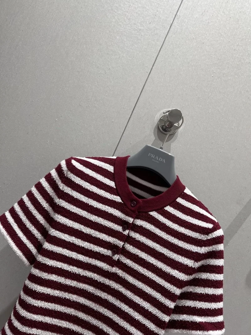 Prada T-Shirts Cozy 165753