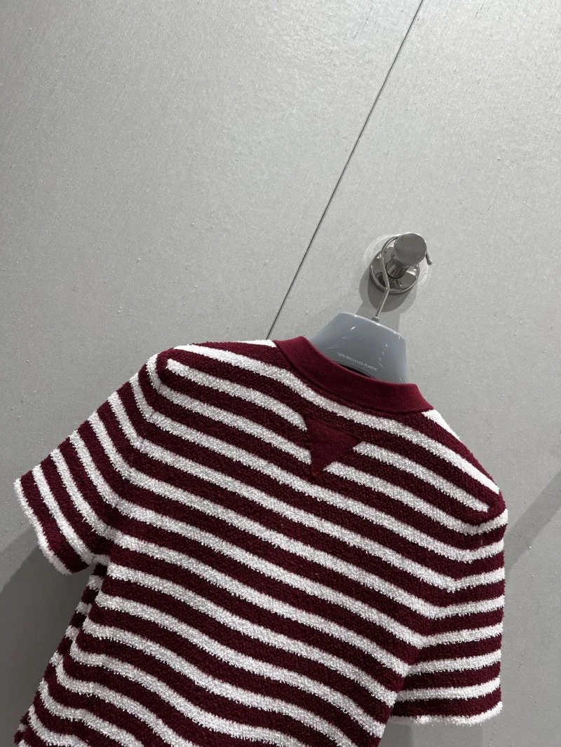 Prada T-Shirts Cozy 165753