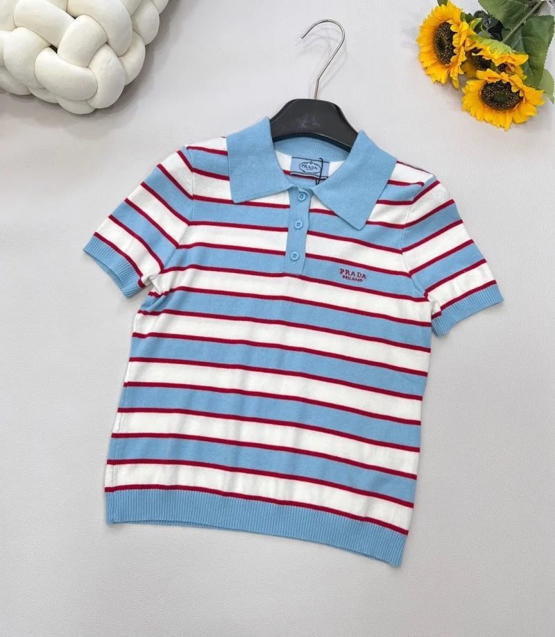 Refined Prada T-Shirts 165799