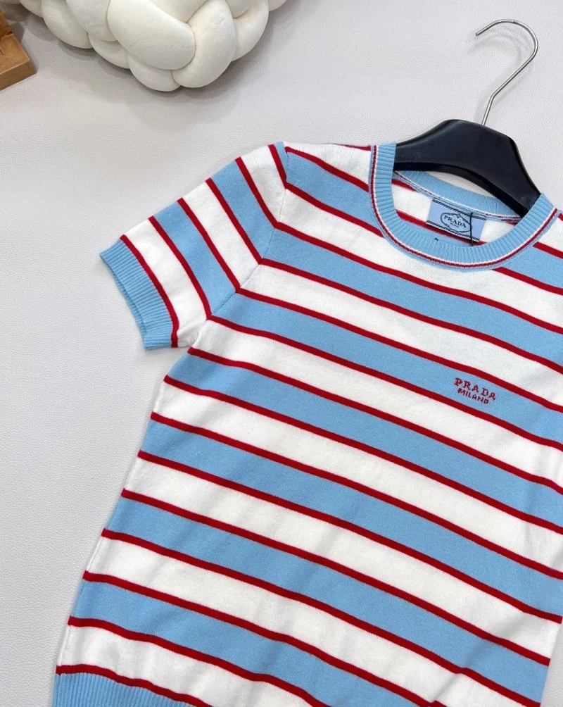 Prada T-Shirts Comfortable 165751