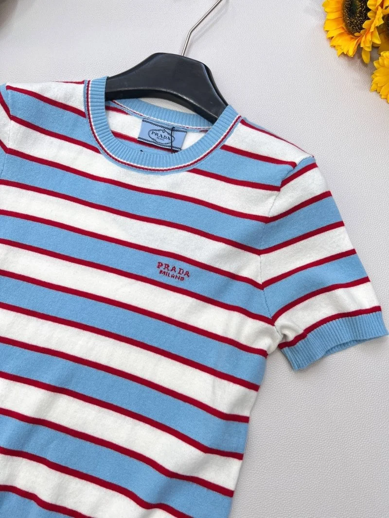 Prada T-Shirts Comfortable 165751