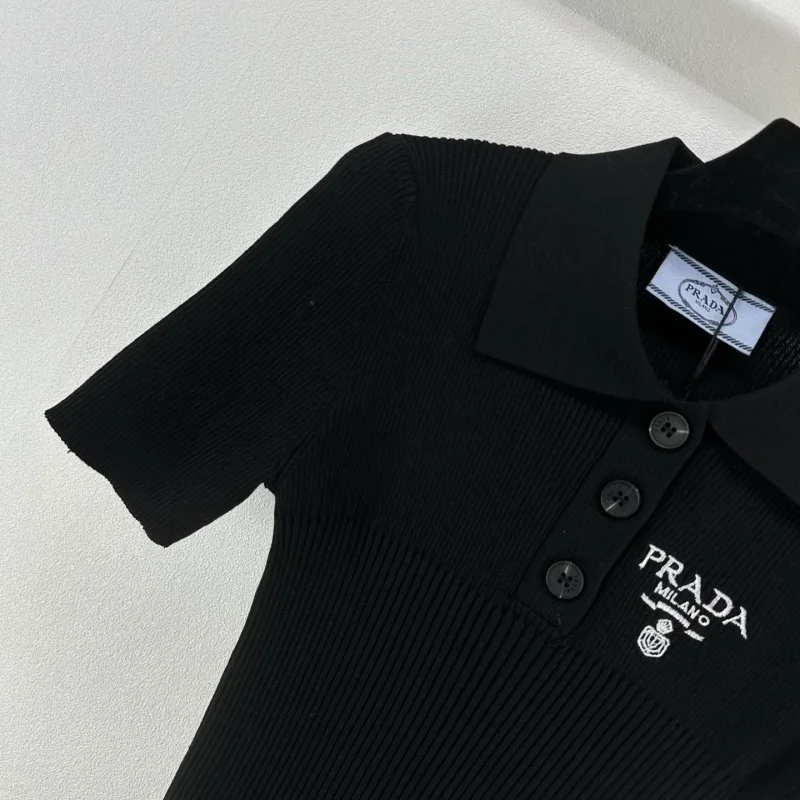 Upgraded Prada T-Shirts 165790