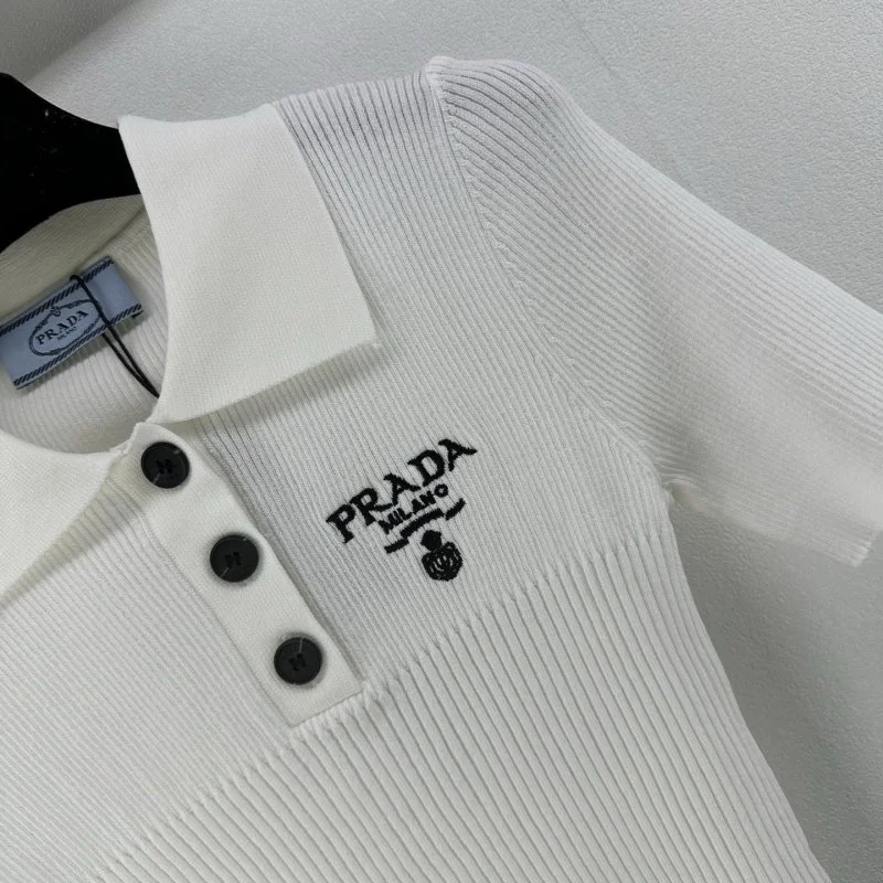 Packable Prada T-Shirts 165749