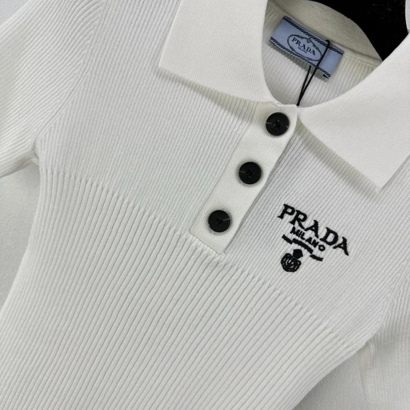Packable Prada T-Shirts 165749