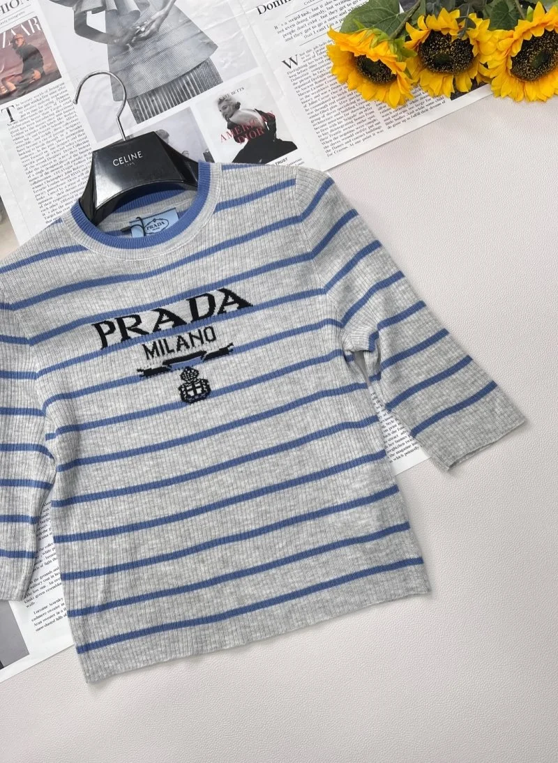 Prada T-Shirts Timeless 165741