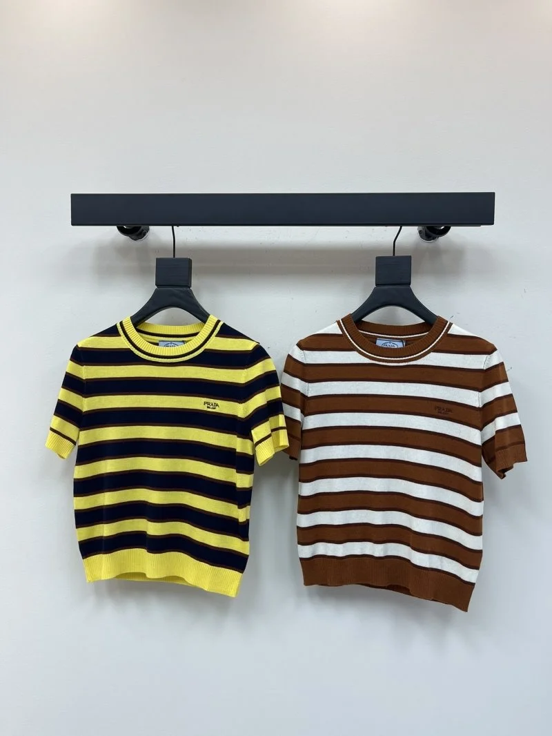 Prada T-Shirts Modern 165783