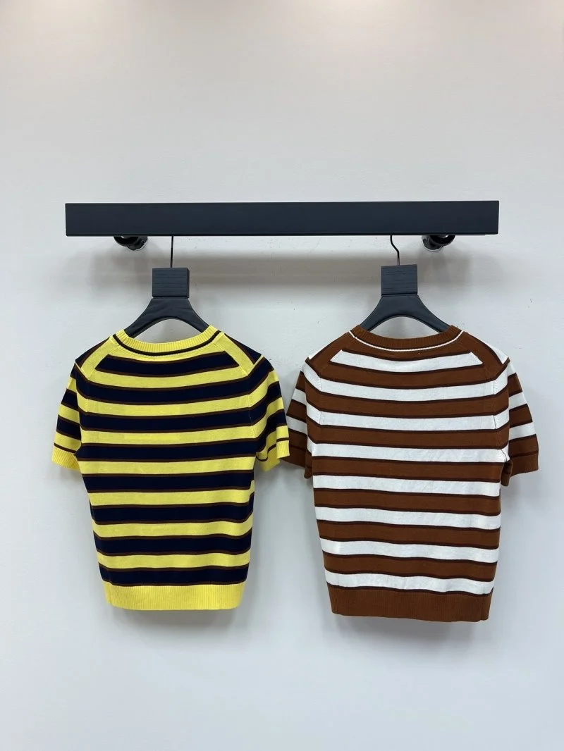 Prada T-Shirts Modern 165783