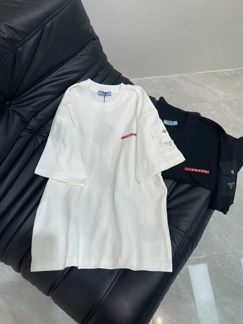 Versatile Prada T-Shirts 165729