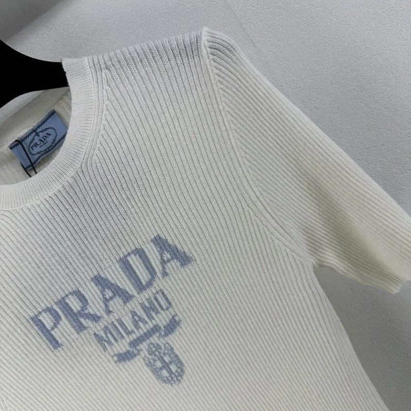 Prada T-Shirts WaterResistant 165723