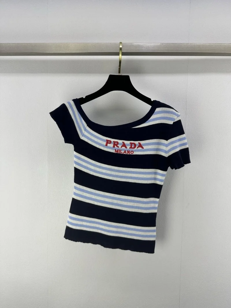 Prada T-Shirts Breathable 165726