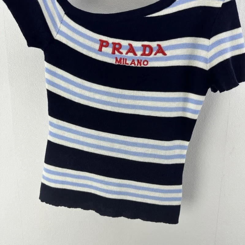 Prada T-Shirts Breathable 165726