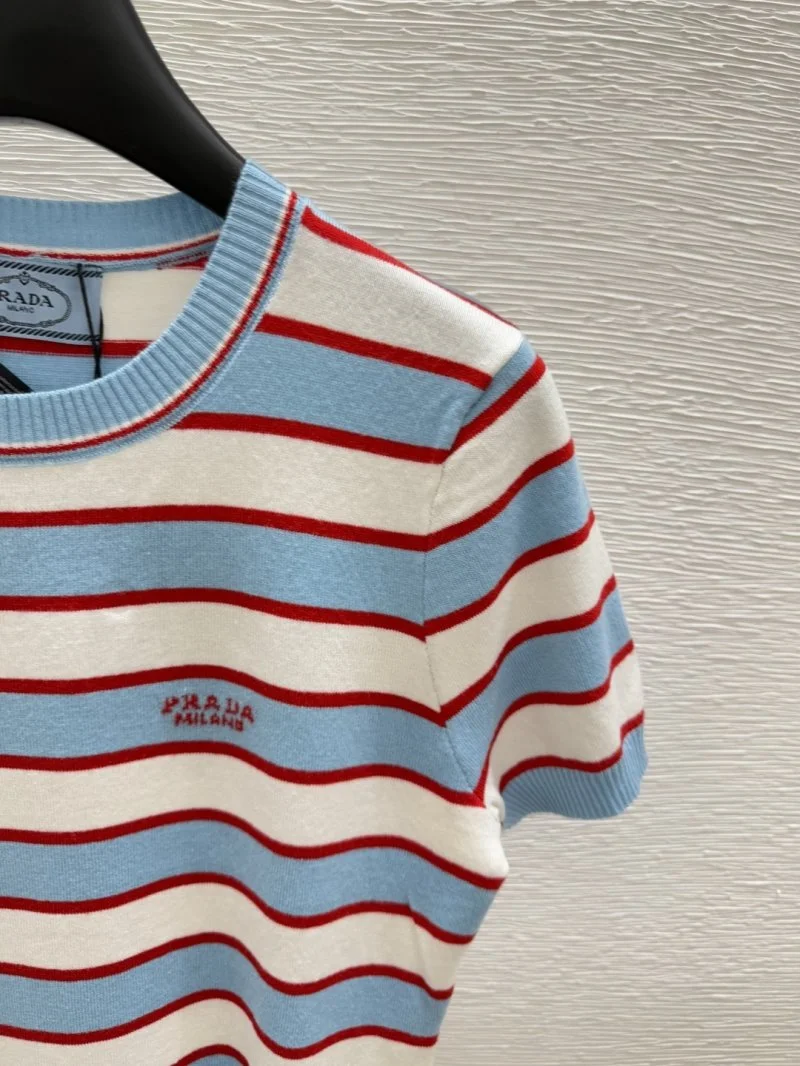 Comfortable Prada T-Shirts 165764