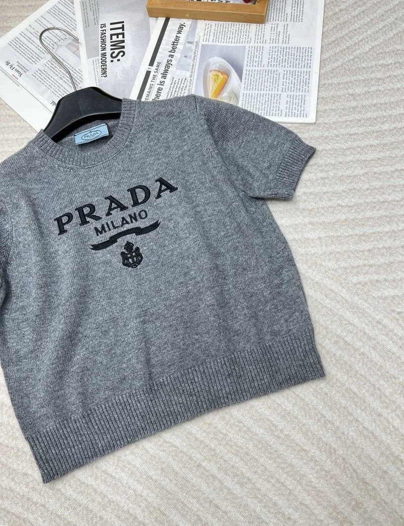 Chic Prada T-Shirts 165713