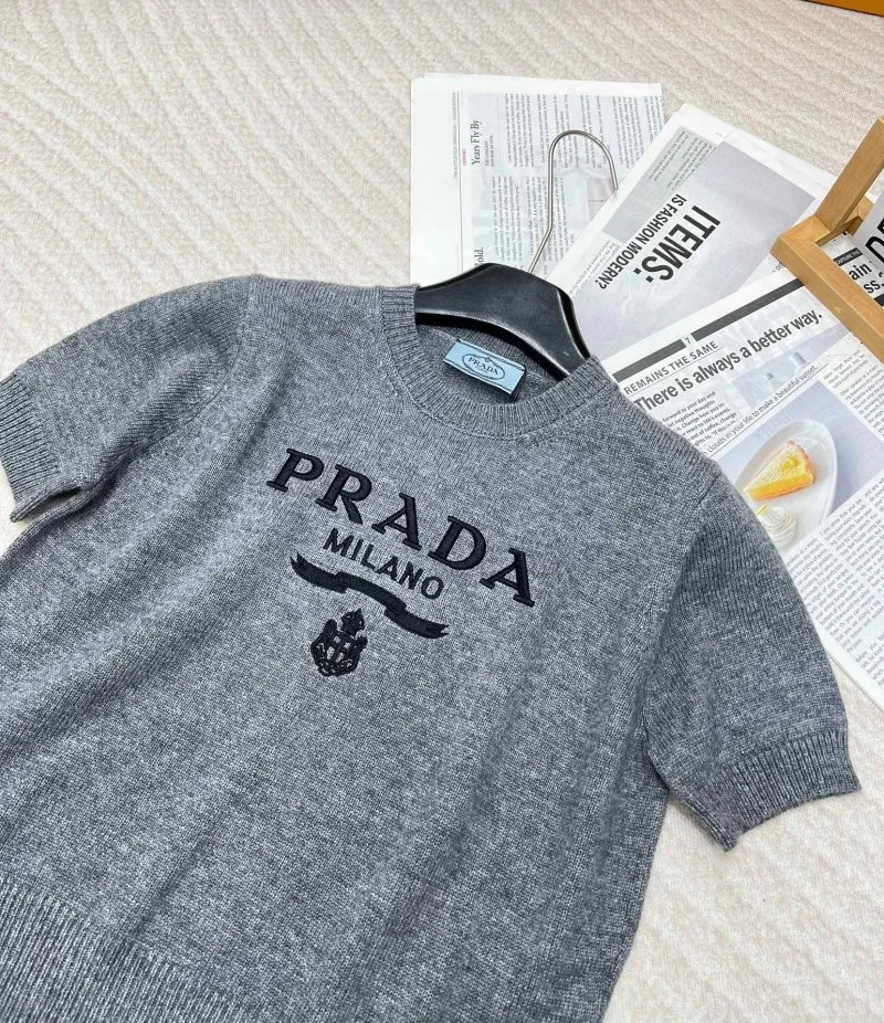 Chic Prada T-Shirts 165713