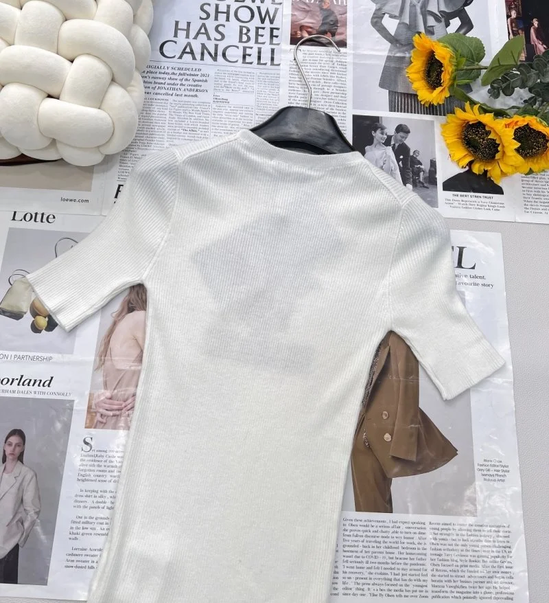 Premium Prada T-Shirts 165717