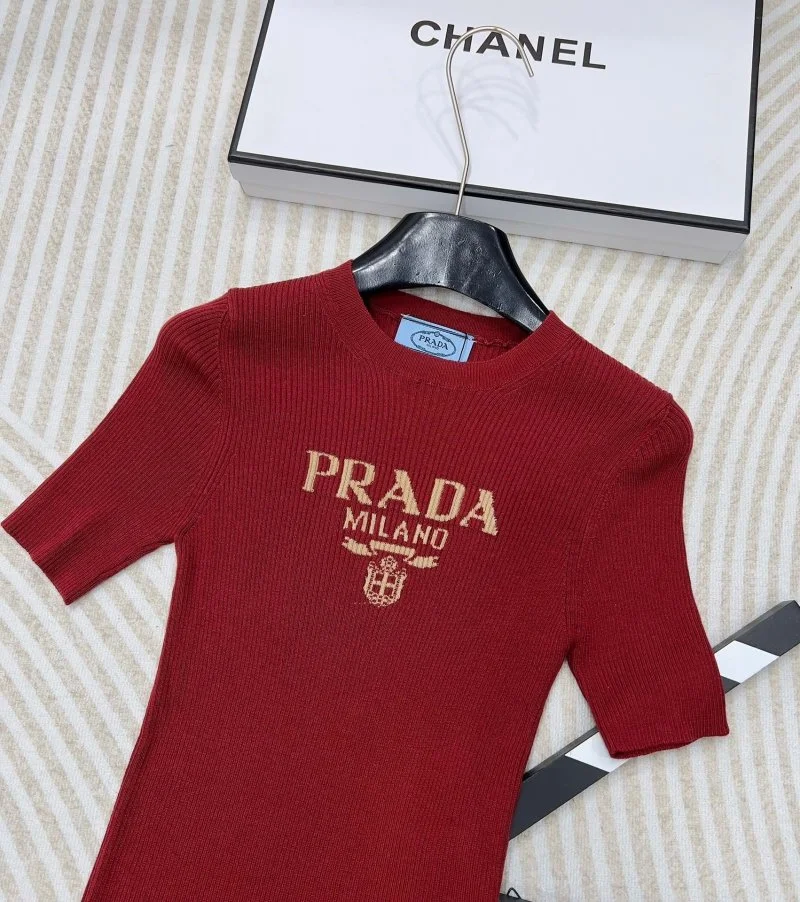 Prada T-Shirts Trendy 165704