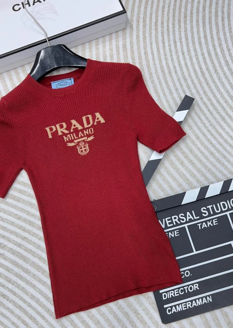 Prada T-Shirts Trendy 165704