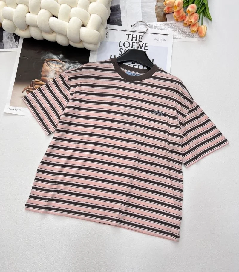 Original Prada T-Shirts 165700
