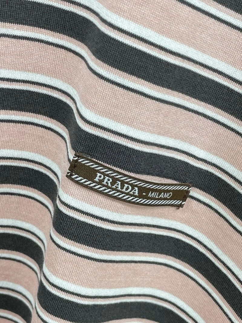 Prada T-Shirts Snug 165702