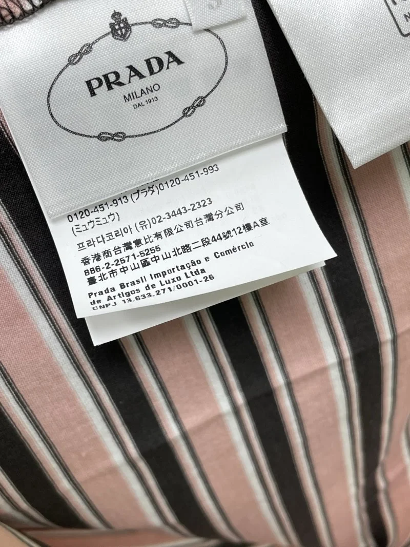Prada T-Shirts Snug 165702
