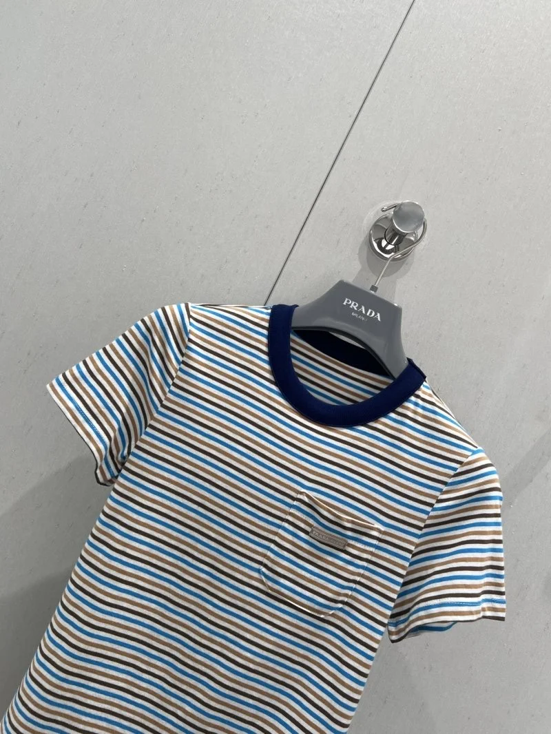 Prada T-Shirts Unisex 165697