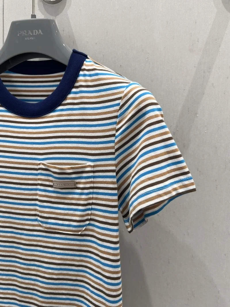 Prada T-Shirts Unisex 165697