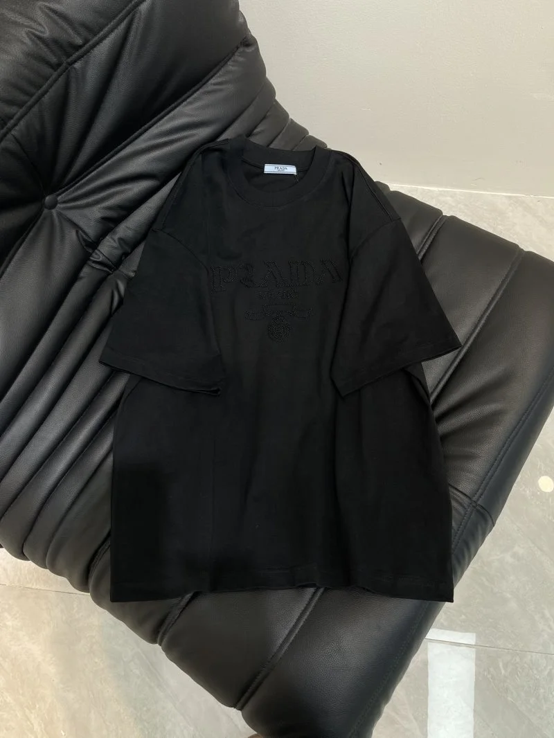 Classic Prada T-Shirts 165689