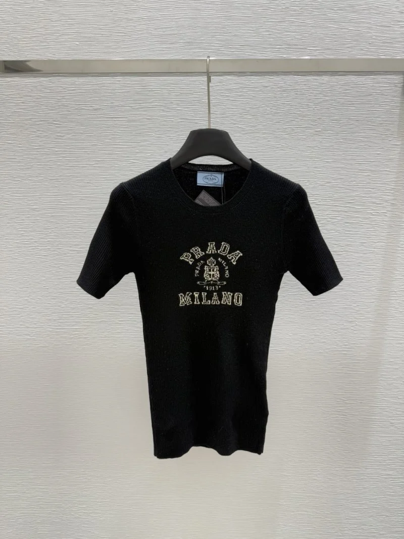 Flexible Prada T-Shirts 165688