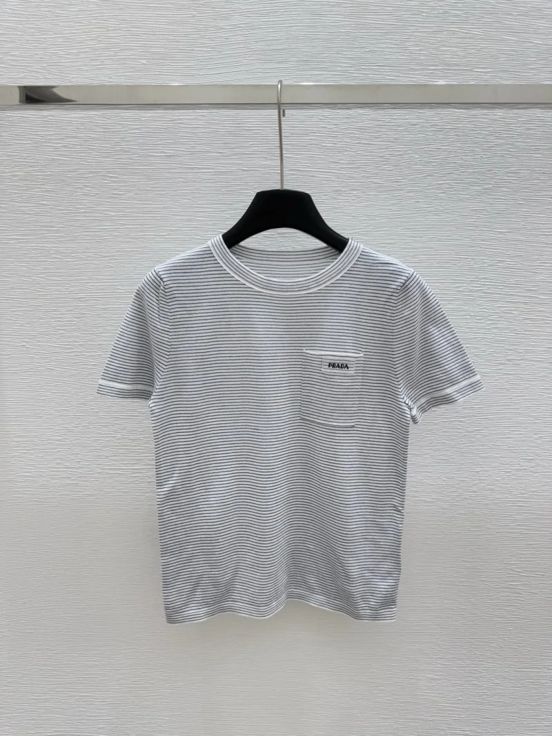 Breathable Prada T-Shirts 165685